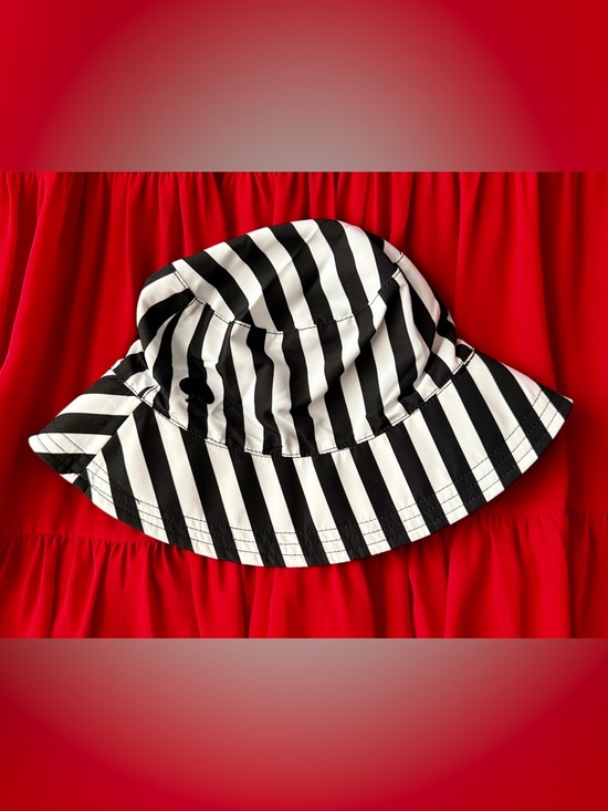 kate spade Accessories - NWT Kate Spade Reversible Awning Stripe Bucket Hat